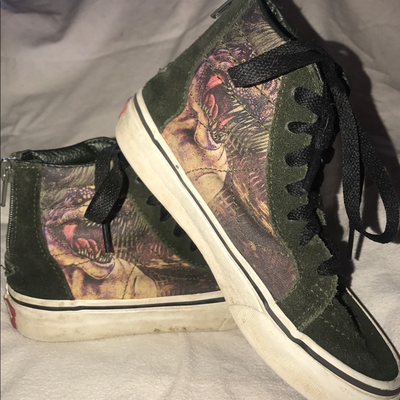 Vans Shoes - Vans Dinosaur Hightop Skater Shoes 13.5Y